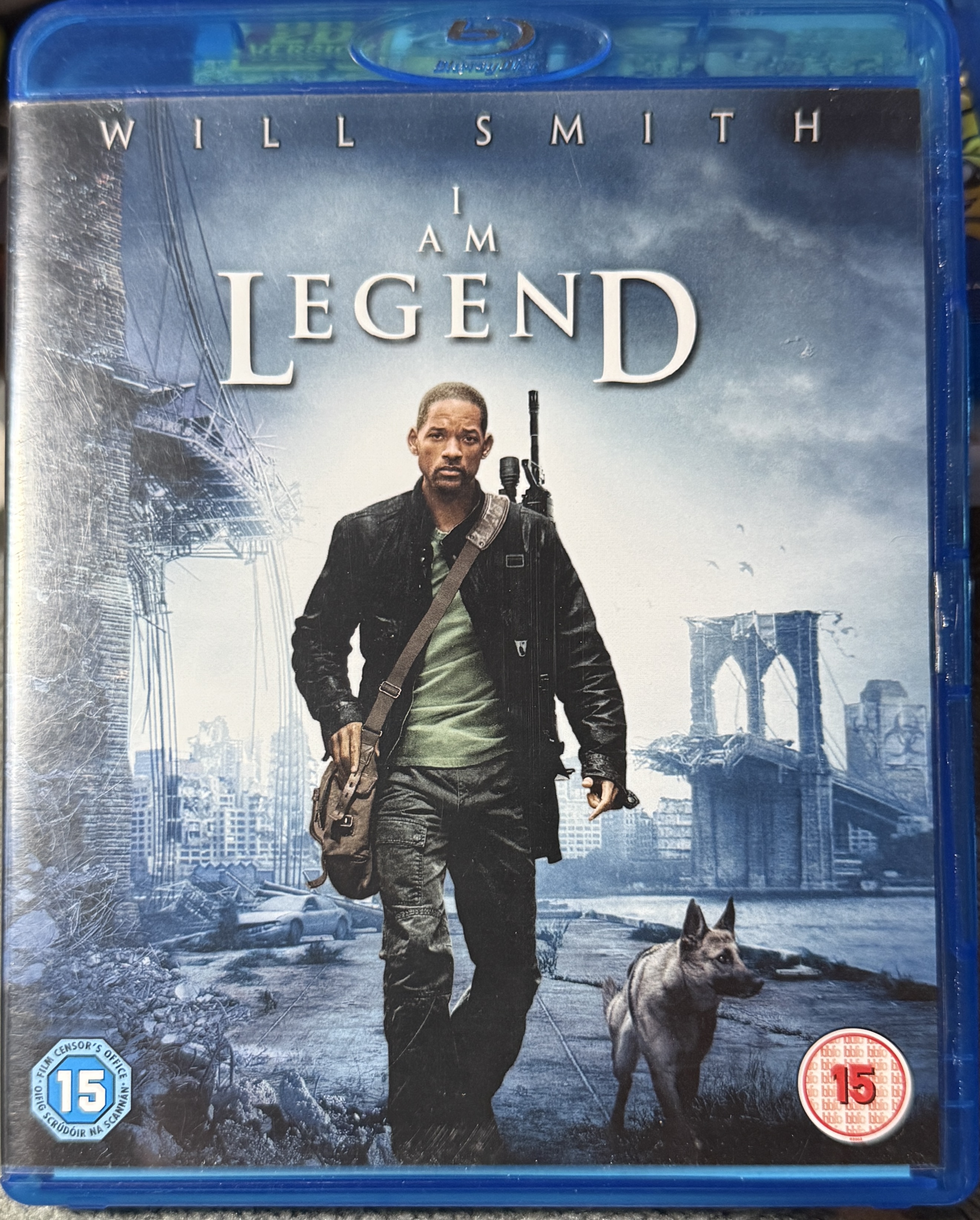 (image for) I Am Legend. Blu-ray with Will Smith.